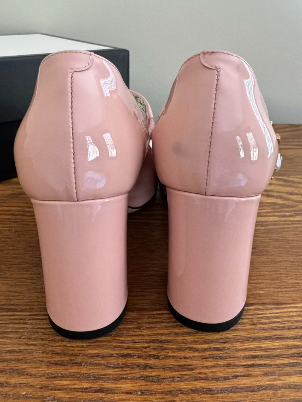 GUCCI Honey Bee Mary Jane Block Heels - Picture 5 of 6